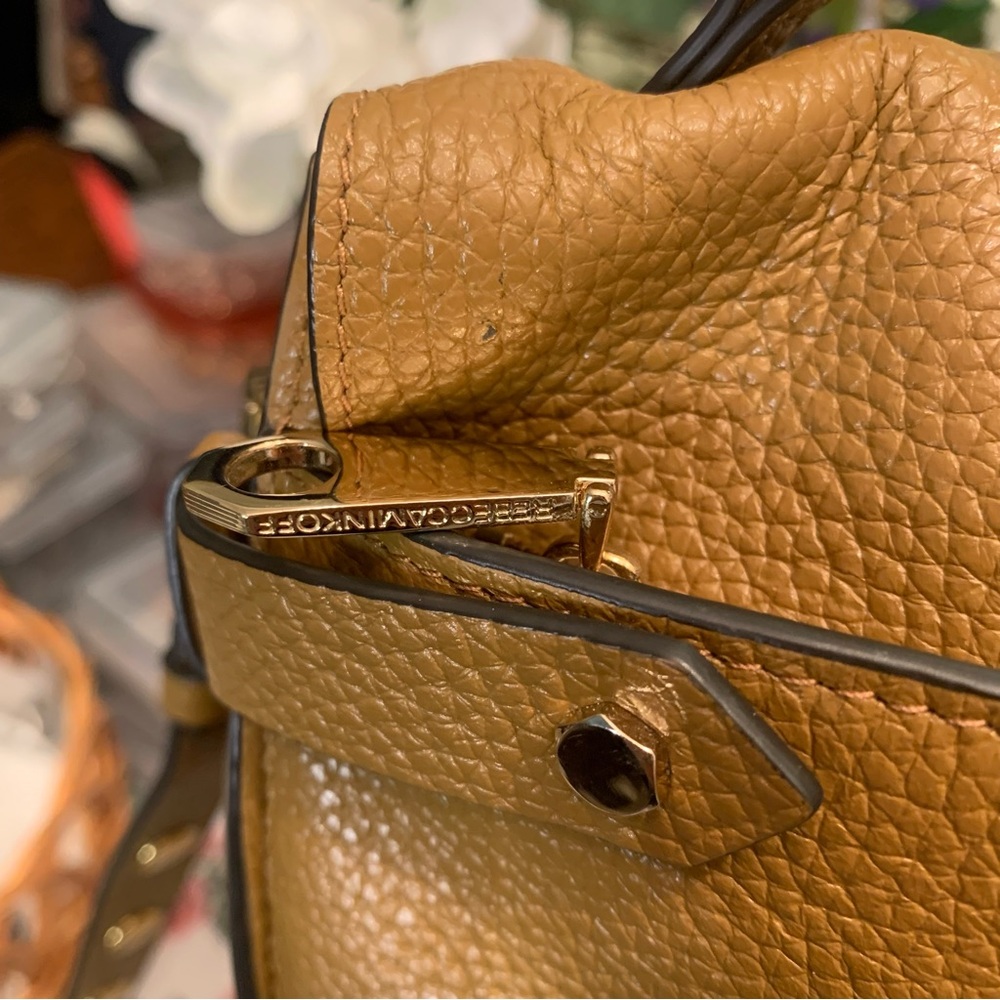 ❤️Price Drop❤️HP⭐️❤️Rebecca Minkoff Tan Leather Messenger Satchel - Picture 5 of 16